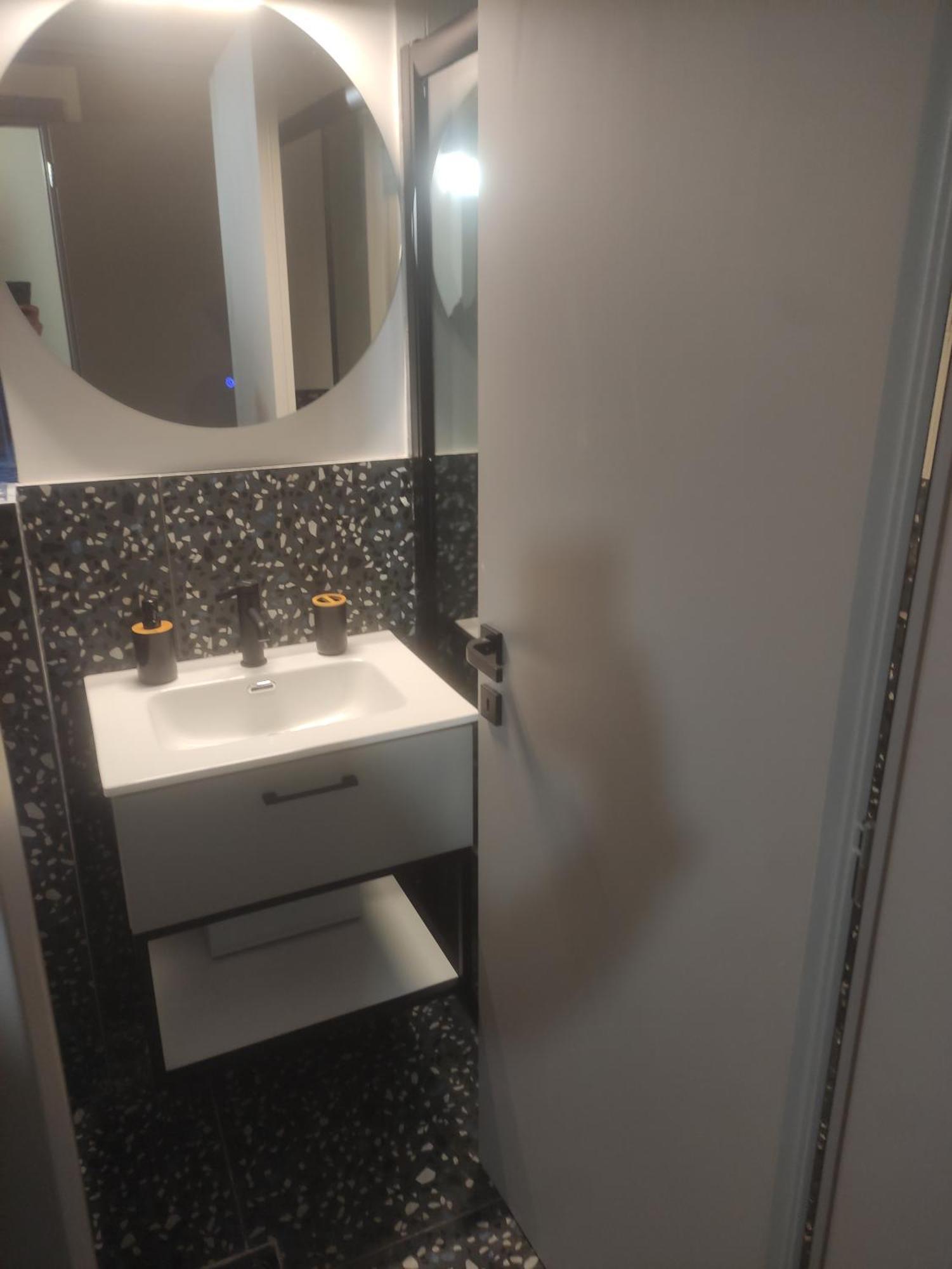 Iqoqo Hotels - Luxury Suites ヨアニナ エクステリア 写真